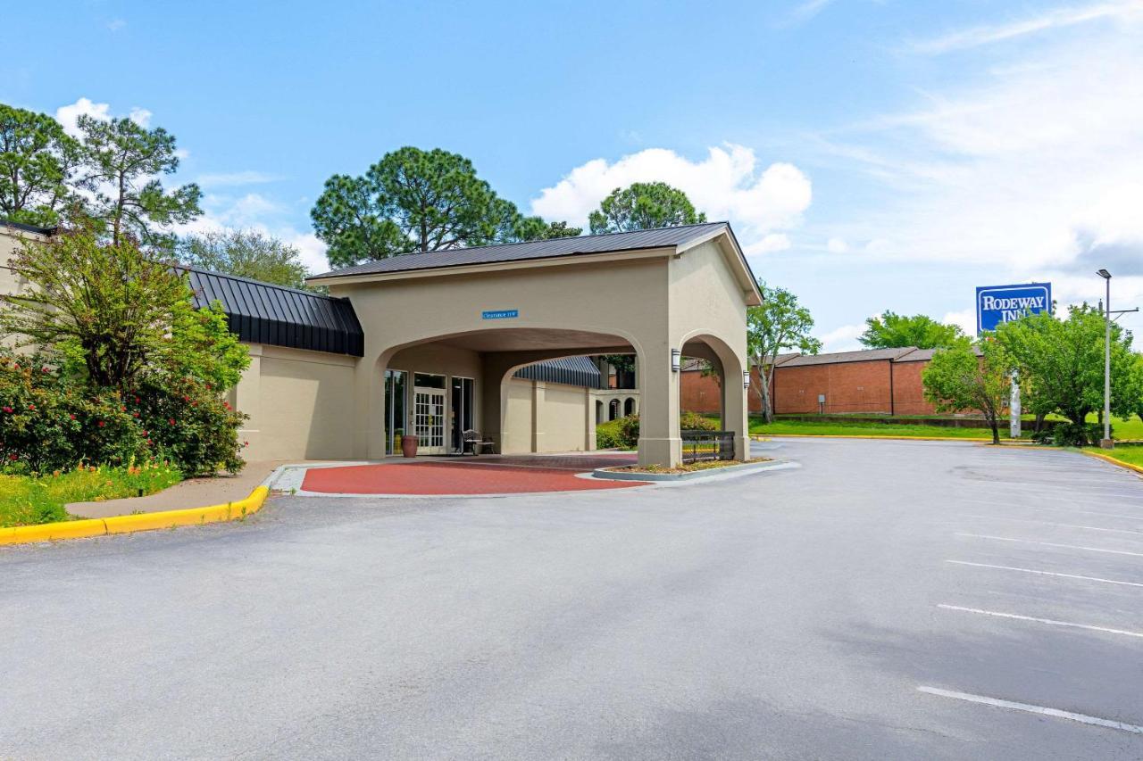 Rodeway Inn Huntsville Εξωτερικό φωτογραφία