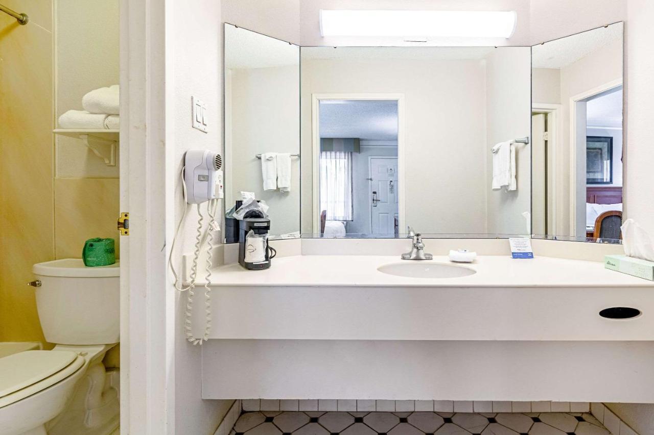 Rodeway Inn Huntsville Εξωτερικό φωτογραφία